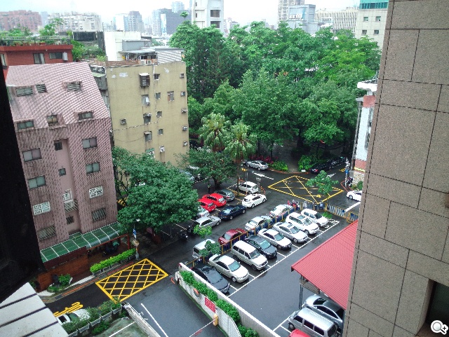 美圖手機Meitu 2雙13MP美顏相機 自拍、錄影皆動人