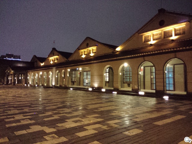 美圖手機Meitu 2雙13MP美顏相機 自拍、錄影皆動人