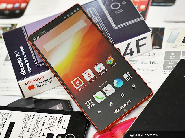 三面超窄邊！5.4吋LTE旗艦日機Sharp SH-04F