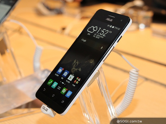 華碩推ZenFone 5 LTE版、4.5吋ZenFone 4【Computex 2014】 華碩推ZenFone 5 LTE版、4.5吋ZenFone 4【Computex 2014】