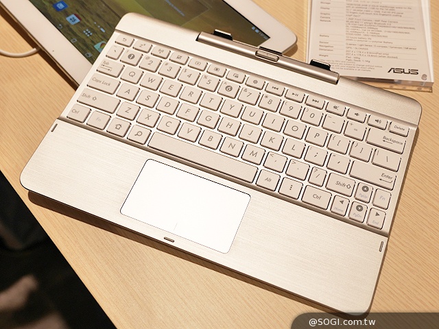 5段變形！華碩發表Transformer Book V等多款新品【Computex 2014】