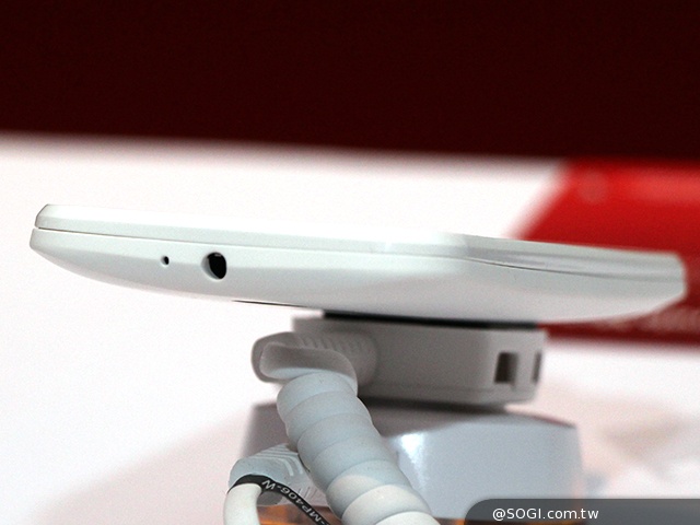 4.3吋入門機Moto E 現身高通攤位【Computex 2014】