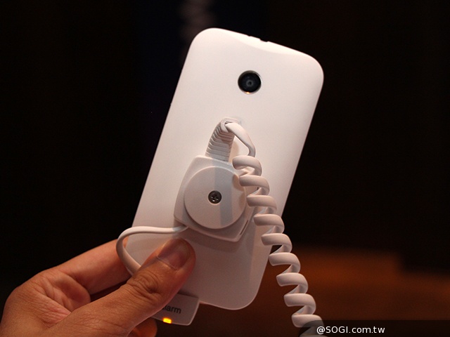 4.3吋入門機Moto E 現身高通攤位【Computex 2014】