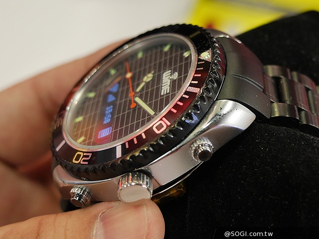 WiME Wi-Watch S1/S2平價智慧手機錶參展【Computex 2014】