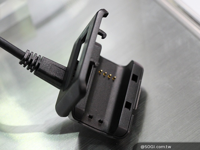 Acer展首款穿戴裝置Liquid Leap智慧手環【Computex 2014】 Acer展首款穿戴裝置Liquid Leap智慧手環【Computex 2014】