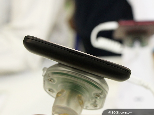 5吋安卓智慧機Acer Liquid E700、Liquid E600【Computex 2014】