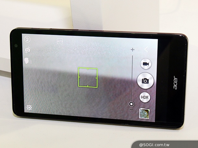 4G八核手機Acer Liquid X1動手玩【Computex 2014】