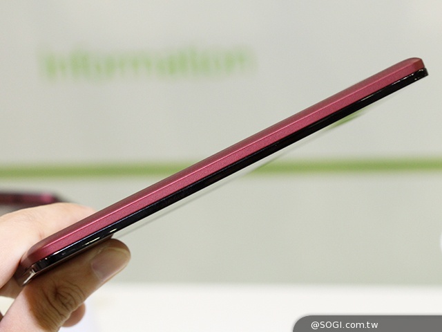 4G八核手機Acer Liquid X1動手玩【Computex 2014】