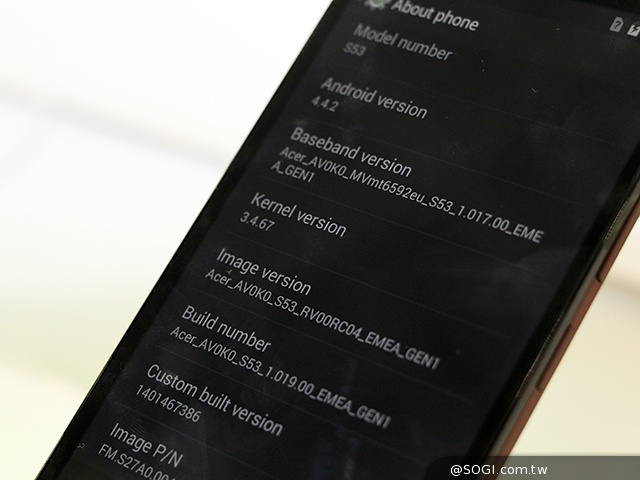 4G八核手機Acer Liquid X1動手玩【Computex 2014】