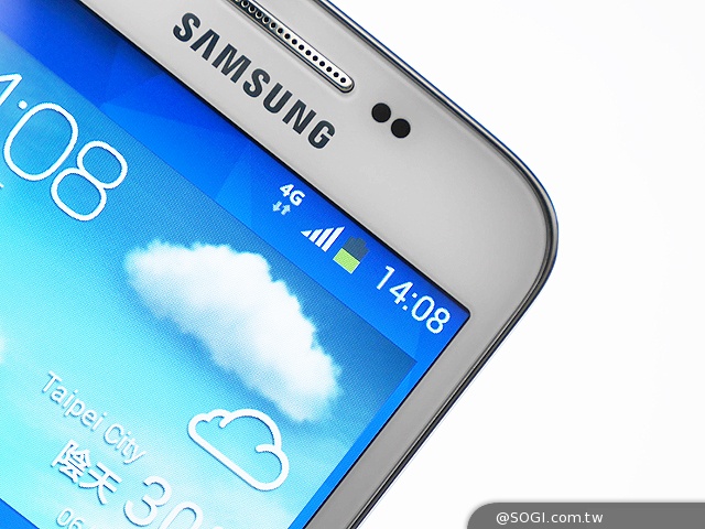 攜手遠傳推廣LTE 三星GALAXY Core Lite動手玩