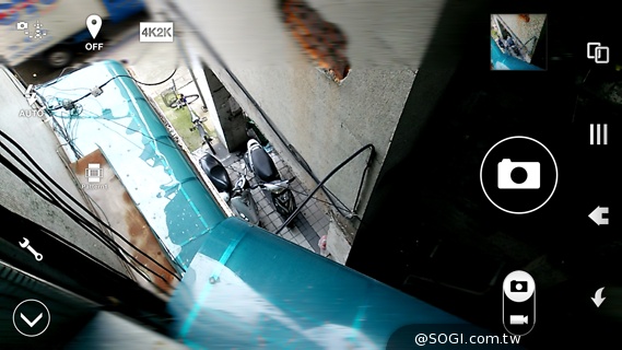 三面超窄邊！5.4吋LTE旗艦日機Sharp SH-04F