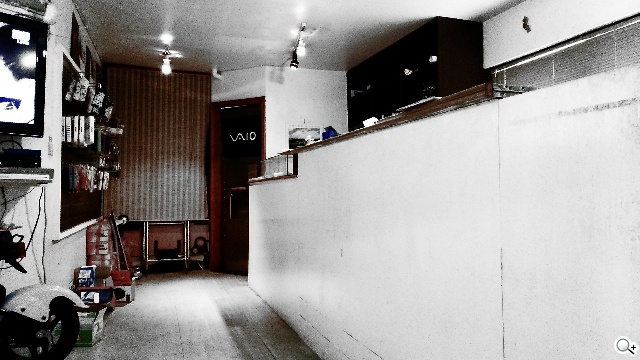 三面超窄邊！5.4吋LTE旗艦日機Sharp SH-04F