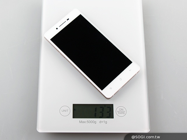 夜拍靚機！OPPO R1L中階4G智慧手機新秀