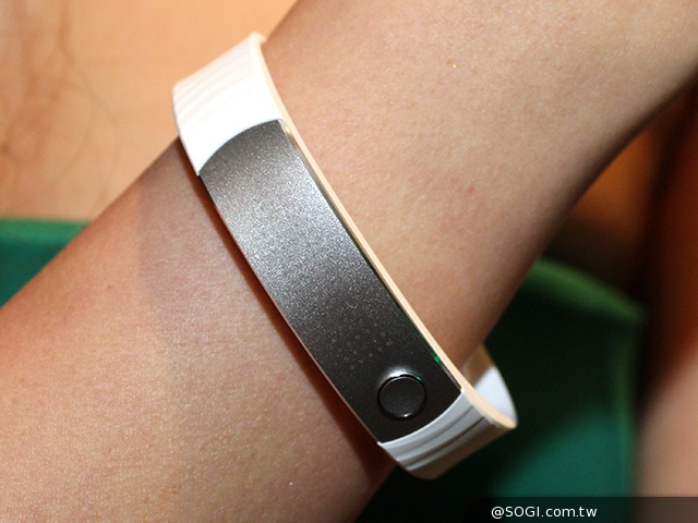 2K螢幕旗艦機OPPO Find 7抵台發表 1萬7有找 平價搶市