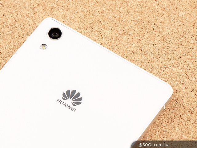 纖薄4G手機HUAWEI Ascend P7 廣角自拍超實用