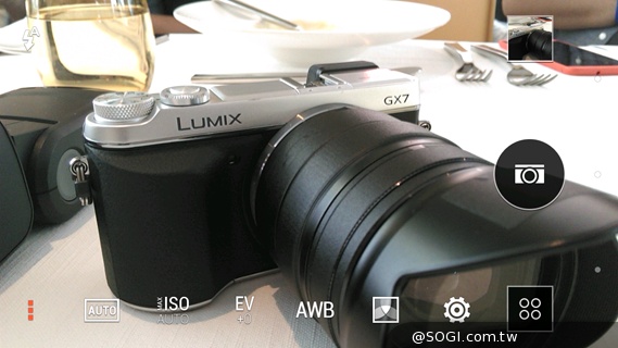 HTC One mini 2、蜜桃紅Desire 816連袂登台