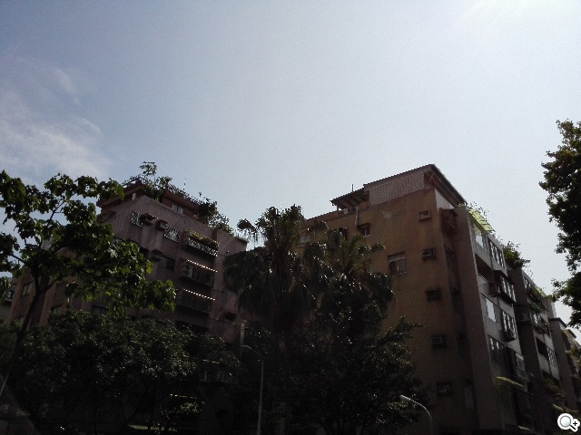 纖薄4G手機HUAWEI Ascend P7 廣角自拍超實用