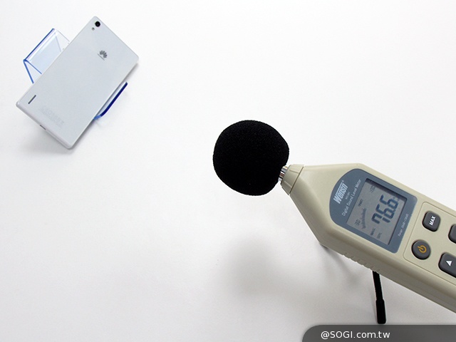 纖薄4G手機HUAWEI Ascend P7 廣角自拍超實用