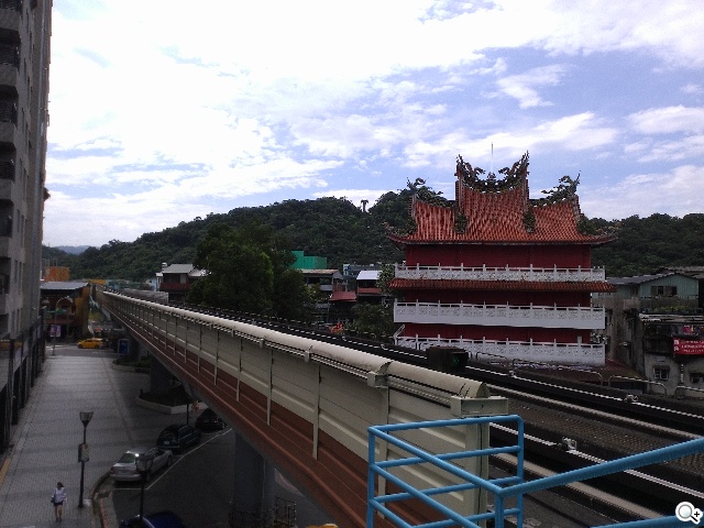 樂享4G！5吋平價LTE智慧手機 InFocus M510