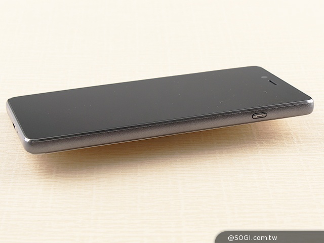 樂享4G！5吋平價LTE智慧手機 InFocus M510