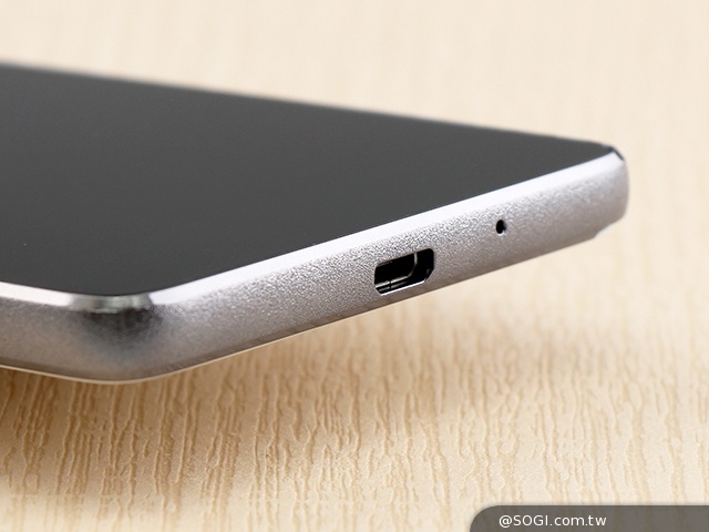 樂享4G！5吋平價LTE智慧手機 InFocus M510