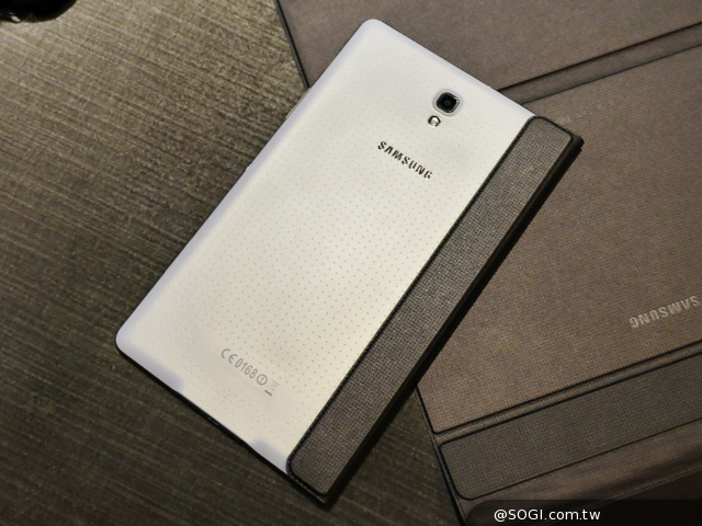 三星Tab S 10.5/8.4超薄平板登台 支援LTE全頻段