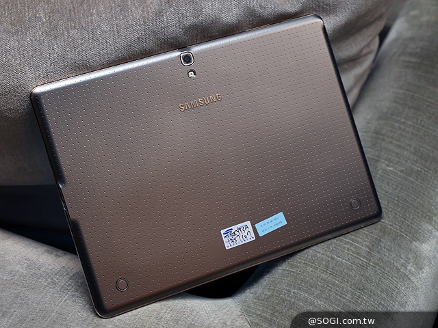 三星Tab S 10.5/8.4超薄平板登台 支援LTE全頻段