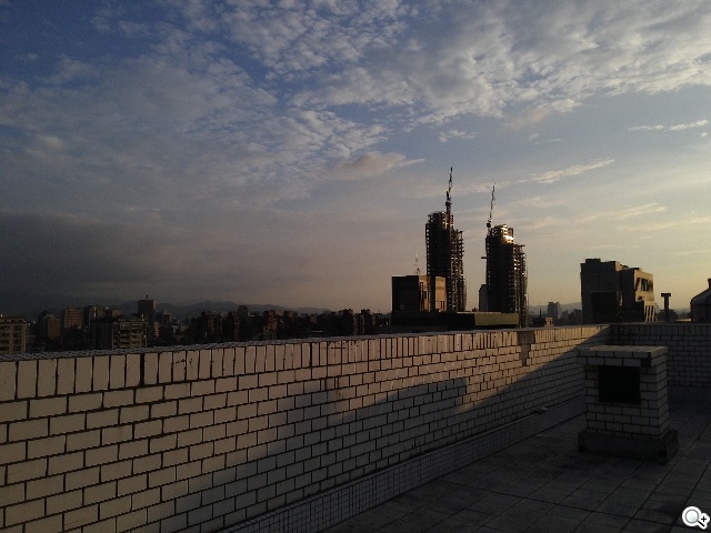 樂享4G！5吋平價LTE智慧手機 InFocus M510