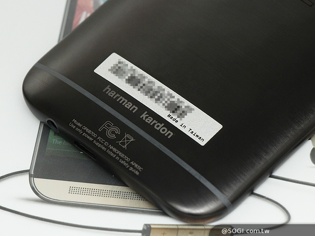 黑魂誘惑 HTC One M8 Harman/Kardon特別版