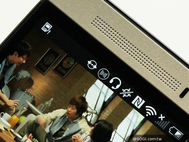 黑魂誘惑 HTC One M8 Harman/Kardon特別版