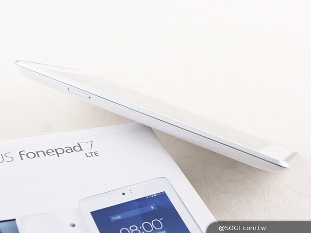 手機平板4G飆網 ASUS Fonepad 7 LTE ME372CL