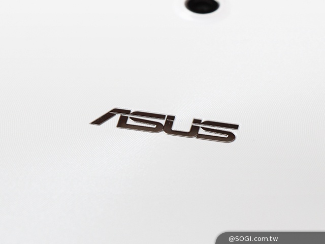 手機平板4G飆網 ASUS Fonepad 7 LTE ME372CL