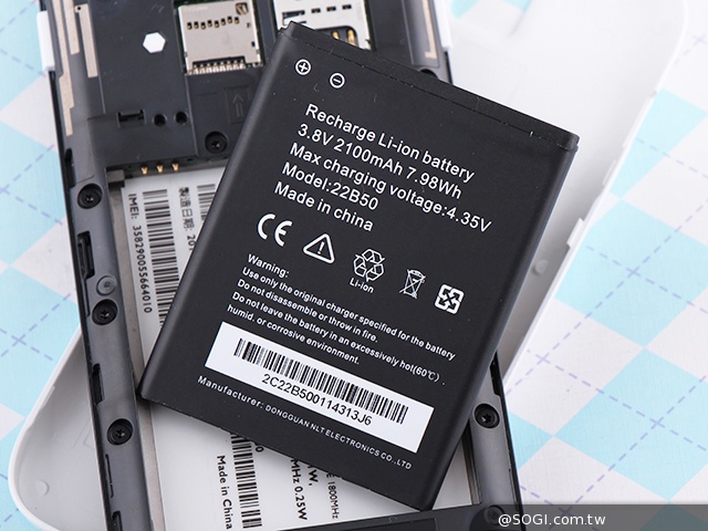 4G網路隨身帶 BenQ F4平價中階智慧機