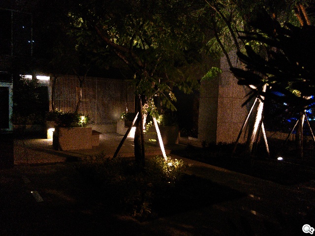 4G網路隨身帶 BenQ F4平價中階智慧機