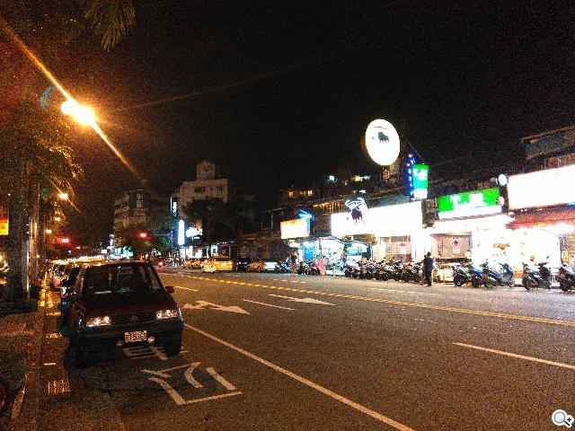 4G網路隨身帶 BenQ F4平價中階智慧機