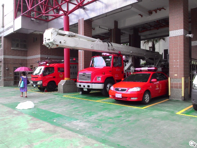 手機平板4G飆網 ASUS Fonepad 7 LTE ME372CL