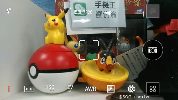 雙曲線更時尚！HTC One E8聯通4G LTE雙卡版速測