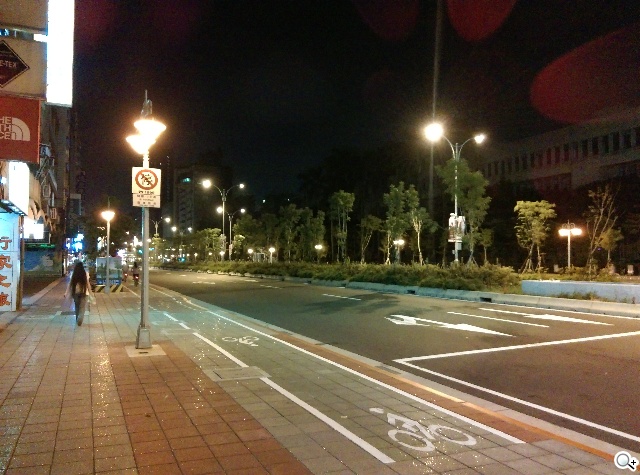 雙曲線更時尚！HTC One E8聯通4G LTE雙卡版速測