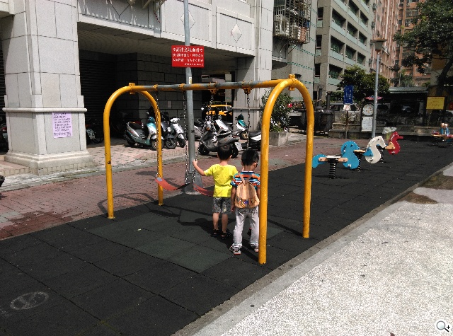 親愛的我把M8縮小了！HTC One mini 2實測