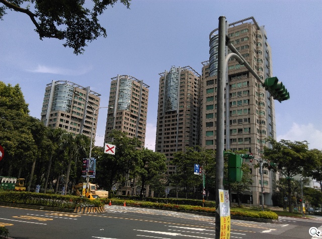 親愛的我把M8縮小了！HTC One mini 2實測