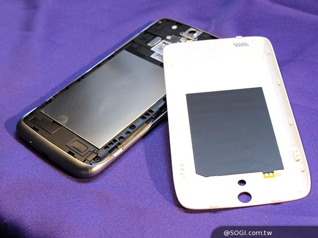 4G手機BenQ F5、T3發表 主打4倍感光、微笑自動拍照