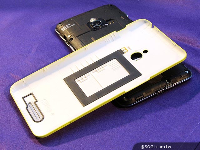 4G手機BenQ F5、T3發表 主打4倍感光、微笑自動拍照