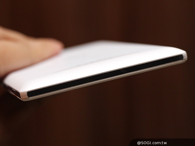 索尼Xperia C3自拍手機 前鏡頭5MP配閃光燈 台灣8月上市