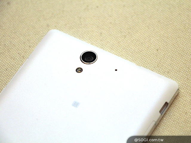 索尼Xperia C3自拍手機 前鏡頭5MP配閃光燈 台灣8月上市