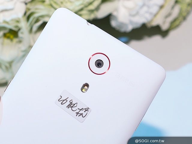 4G雙卡+驍龍801 努比亞Z7、Z7 max、Z7 mini動手玩 4G雙卡+驍龍801 努比亞Z7、Z7 max、Z7 mini動手玩