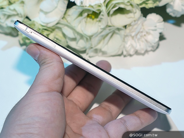 4G雙卡+驍龍801 努比亞Z7、Z7 max、Z7 mini動手玩 4G雙卡+驍龍801 努比亞Z7、Z7 max、Z7 mini動手玩
