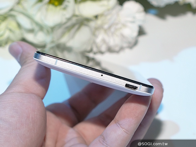 4G雙卡+驍龍801 努比亞Z7、Z7 max、Z7 mini動手玩 4G雙卡+驍龍801 努比亞Z7、Z7 max、Z7 mini動手玩