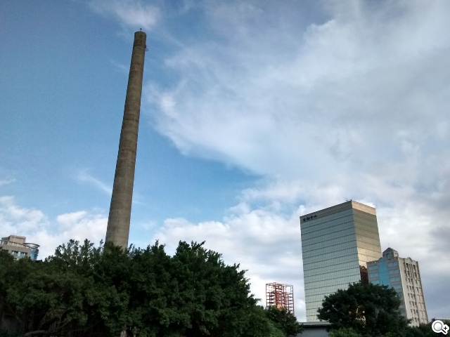 摩托羅拉4.3吋低價智慧型手機 Moto E