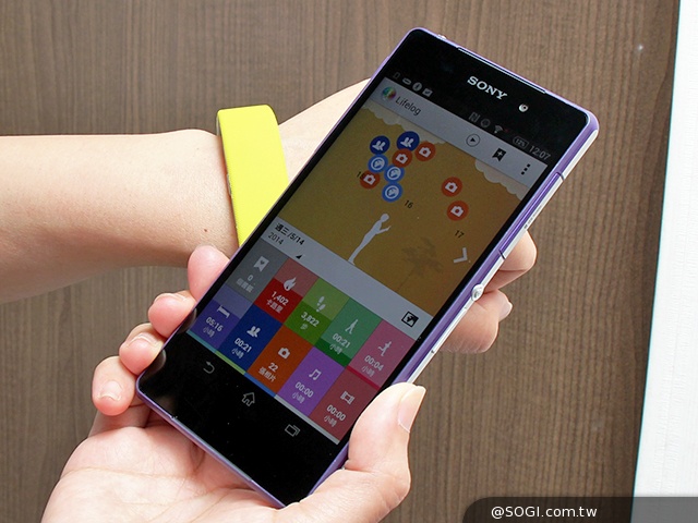 索尼智慧手環SmartBand SWR10 生活記錄好幫手 索尼智慧手環SmartBand SWR10 生活記錄好幫手