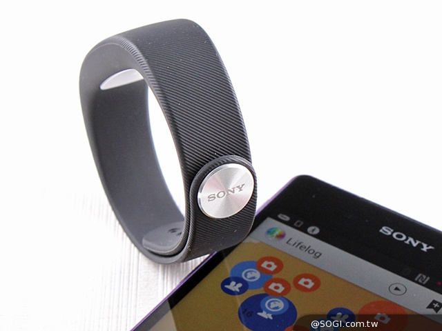 索尼智慧手環SmartBand SWR10 生活記錄好幫手 索尼智慧手環SmartBand SWR10 生活記錄好幫手